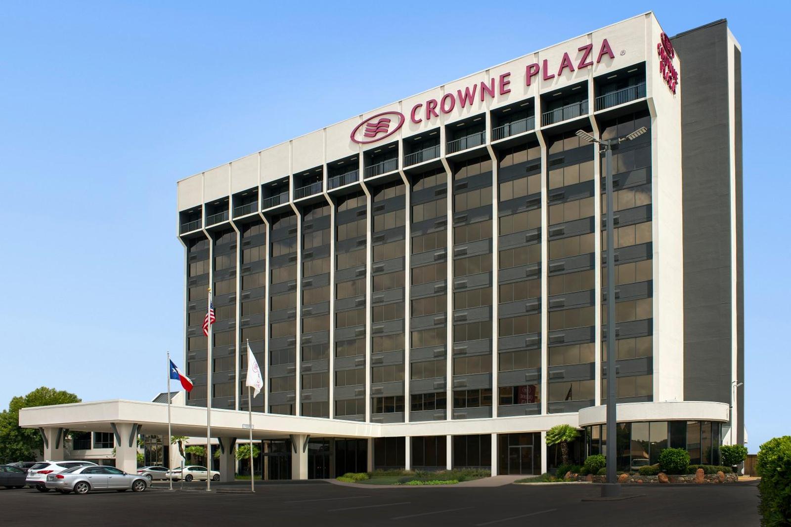 Crowne Plaza San Antonio Airport